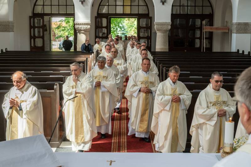 2025_05_27_bata papi zarandoklat_24.jpg